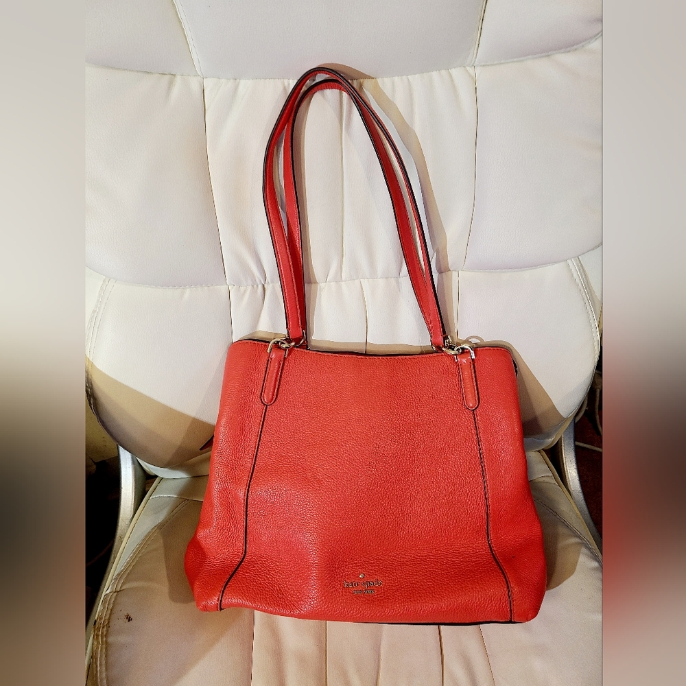 KATE SPADE LEATHER SATCHEL BAG